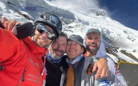 Непалын шерпагүй, хүчилтөрөгчийн баллонгүй явсан таван  уулчин амиа алджээ