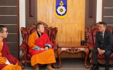 Лам нарыг ШУТИС-д  IТ, аялал  жуулчлалын мэргэжлээр сургаж мэргэшүүлнэ