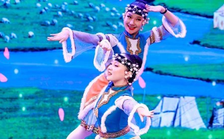 ''Алтан Хундага'' урлагийн наадамд манай  өсвөрийн бүжигчид амжилттай оролцож нийт 97 цом хүртжээ