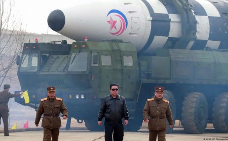 Д. Трамп тангараг өргөснөөс хойш Пёньяны хийсэн анхны пуужингийн туршилтыг удирдагч Ким Жөн Ун удирдан явууллаа