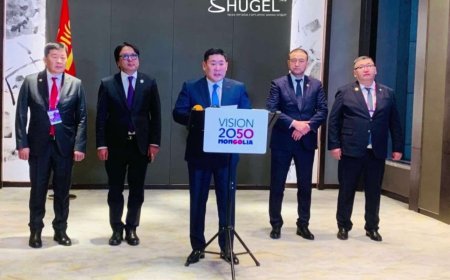 Гашуунсухайт-Ганцмод боомтын хил дамнасан төмөр зам барих тухай хэлэлцээрт БНХАУ-ын талтай гарын үсэг зурлаа