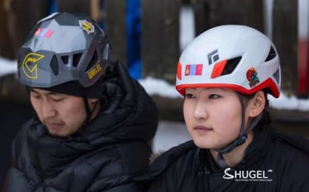 Н.Хэрлэн, Н.Сэлэнгэ нар мөсөнд авиралтын “Дэлхийн цом”-ын аварга боллоо