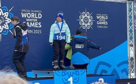 15 настай А.Азжаргал Монголын багийн анхны АЛТАН медалийг Олимпын Өвлийн наадмаас  авчирлаа