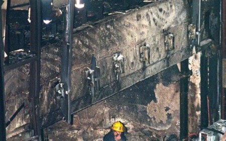 Шөнийн клубт гал гарч 59 хүн нас барж, 155 хүн гэмтжээ