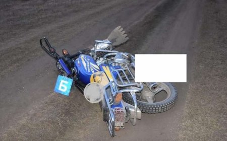 13 настай хүүхэд адуу тууж яваад  мотоциклоос унаж нас баржээ