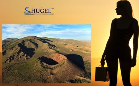 ЦЕГ: Ютүбер бүсгүй  зураг авах үедээ хөл алдаж  ХОРГЫН ТОГООНД  унаж, амиа алджээ