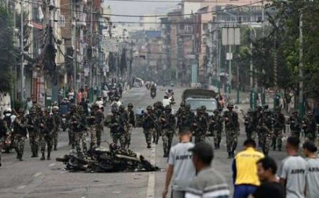 Непалын цэргийн арми үймээн самууныг хяналтандаа авлаа