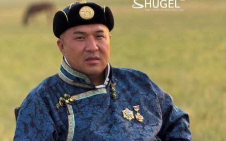 Ойд төөрч 9 дэх хоног дээрээ амиа алдсан  байдалтай олдсон хүүд зориулж Чингүнжавын талбайд Хөвсгөл аймгийн иргэд өчигдөр зул өргөлөө