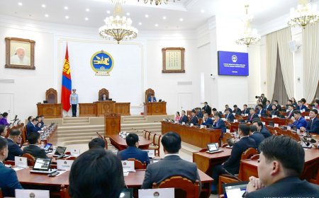 Ажилгүй болсон УИХ-ын гишүүн асны  12 сарын цалинтай тэнцэх тэтгэмж олгохыг хүчингүй болгох өргөдөлд санал авч эхэлжээ