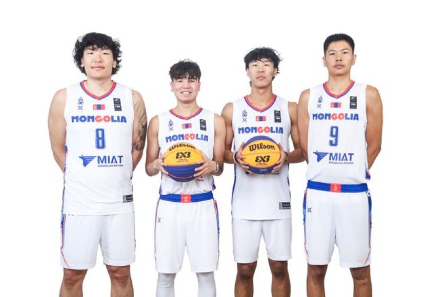 Монголын залуучуудын баг хэсэгтээ хоёрт бичигдэж байна