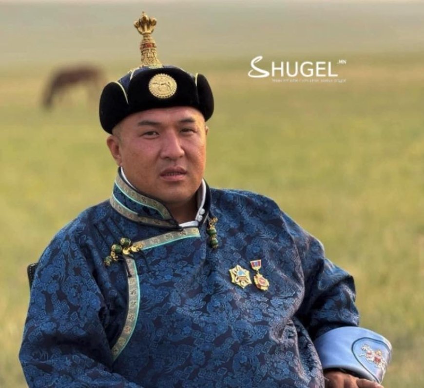 Ойд төөрч 9 дэх хоног дээрээ амиа алдсан  байдалтай олдсон хүүд зориулж Чингүнжавын талбайд Хөвсгөл аймгийн иргэд өчигдөр зул өргөлөө