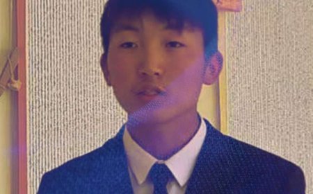 11 дүгээр ангийн сурагч О.Баярчулуун ''Монголын нууц товчоо''-г бүрэн эхээр нь Монгол бичигт буулгажээ