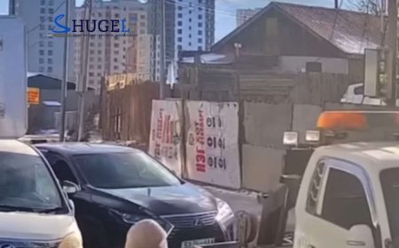 Бусдын машиныг ачих үедээ эвдсэн АЧИЛТЫН КОМПАНИЙН  АЖИЛЧДЫГ  100 мянгаар торгожээ