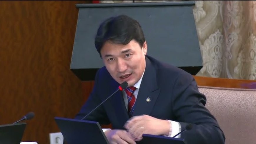 Г.Дамдинням: П.Сайнзоригт  улс орноо бодсон юм  байхгүй, улс төржиж байна