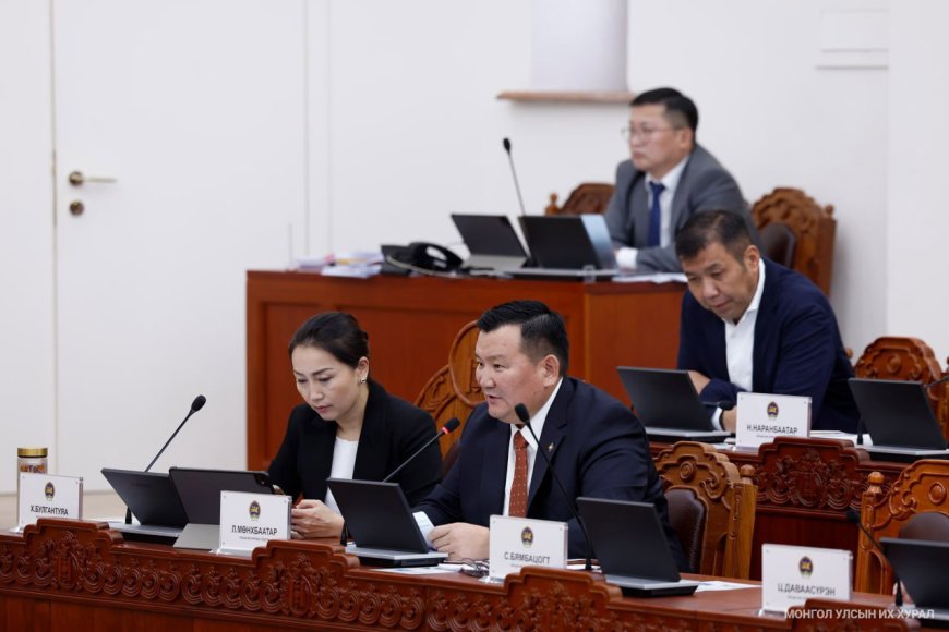 38 гишүүн МАН-ын бүлгийг 16.00 хуралдуулахыг шаардлаа