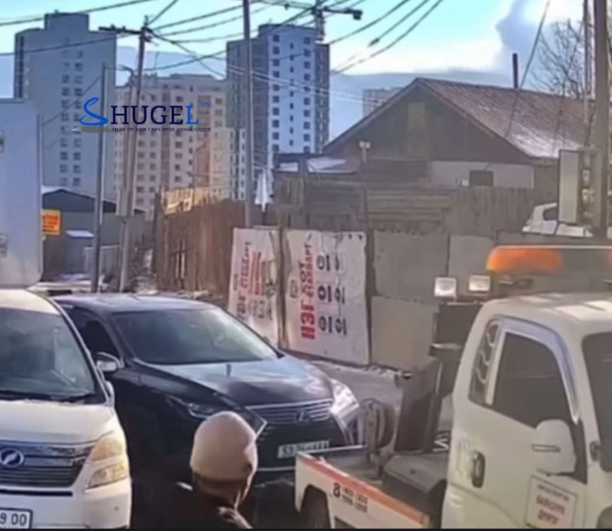 Бусдын машиныг ачих үедээ эвдсэн АЧИЛТЫН КОМПАНИЙН  АЖИЛЧДЫГ  100 мянгаар торгожээ