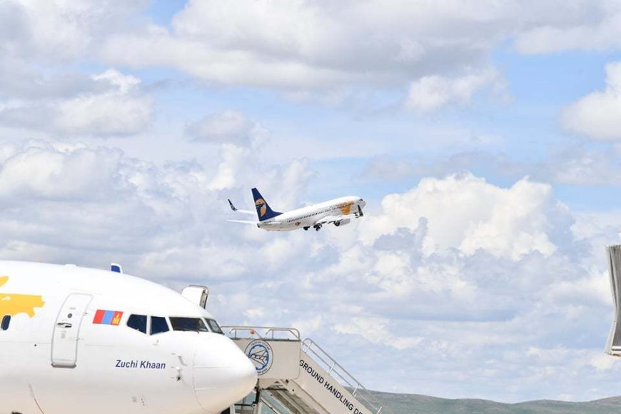 ''Чингис хаан'' ОУНБ орчимд алсын барааны харагдац муудаж, үзэгдэх орчин хязгаарлагдах төлөвтэй байгаа тул зарим нислэгийн цагт өөрчлөлт оруулжээ