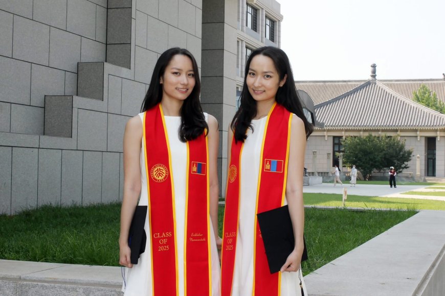 Гиннесийн амжилтын эзэд болох МУГТ Н.Мөнхшүр, Н.Энхшүр нар Залуучуудын зөвлөлийн төлөөлөгчөөр сонгогдон ажиллахаар болжээ